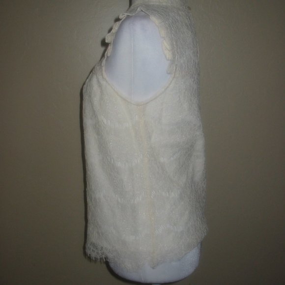 Monteau Off White Ivory Lace Mock Neck Short Sleeve Top Size Medium M  NWT - Picture 3 of 5